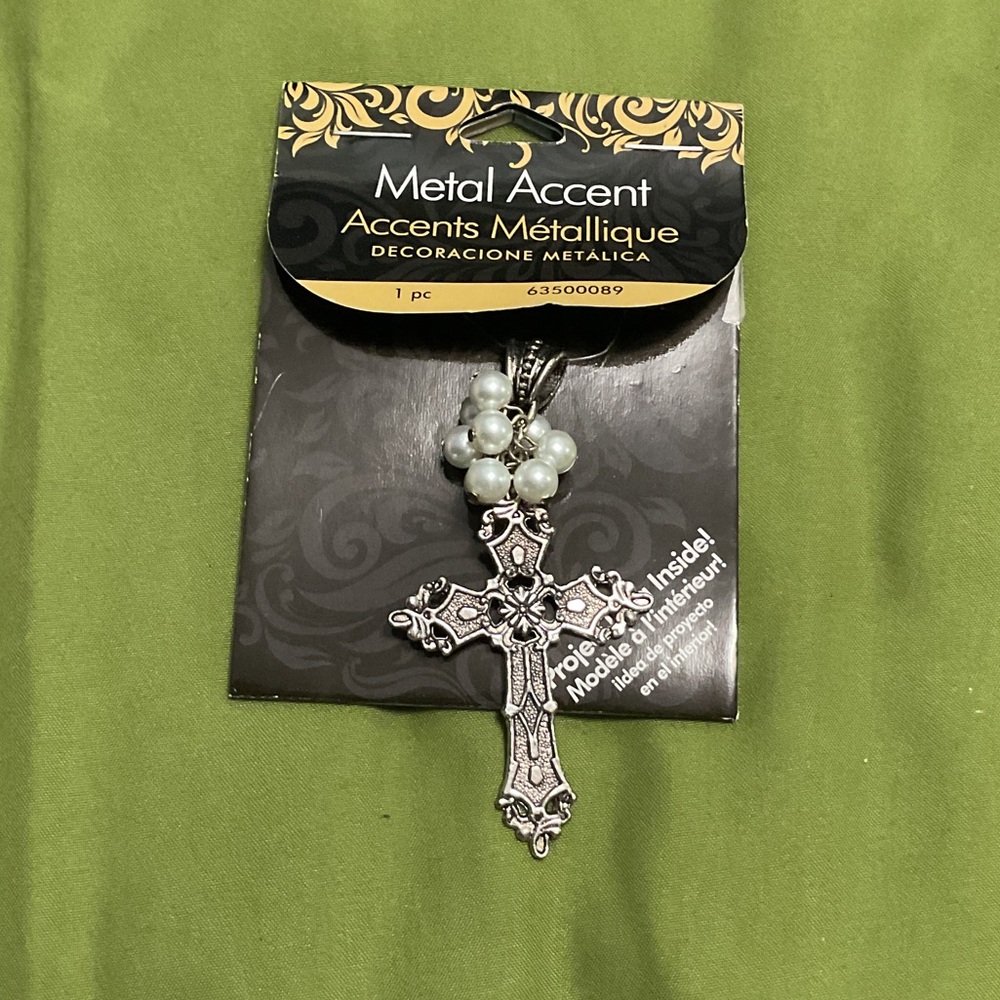 Silvertone Cross medal with pearl accents Beads new